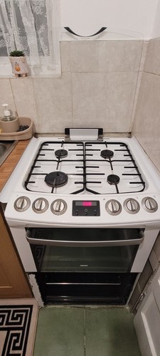 Gas cooker 55cm double oven - gas,